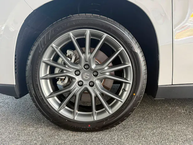 Leapmotor C10 EV AWD