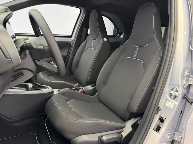 Toyota Aygo X 1.5 VVT-i HSD Trend