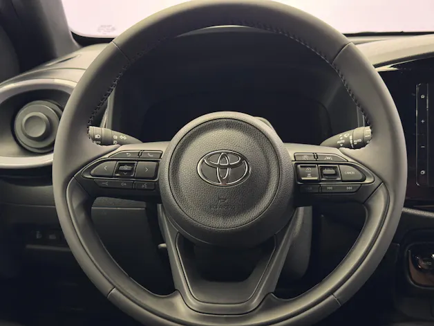 Toyota Aygo X 1.5 VVT-i HSD Trend