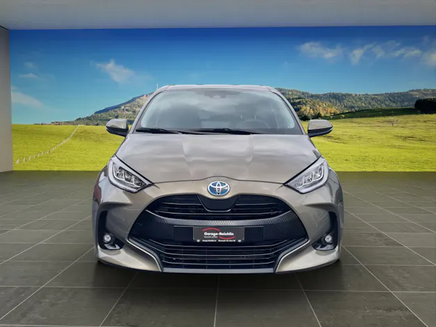 Toyota Yaris 1.5 VVT-i HSD Trend
