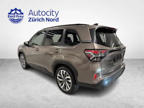 Fahrzeugbild SUBARU Forester Station 2.0i e-Boxer Luxury