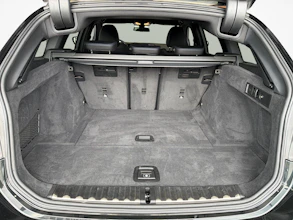 https://vehicle.imgix.net/4303331/c33802d4-89a1-44bb-9114-3df7f67fca10.jpg