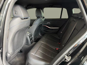https://vehicle.imgix.net/4303331/df25b2dd-b913-4f35-b70e-3e6991bdcc03.jpg