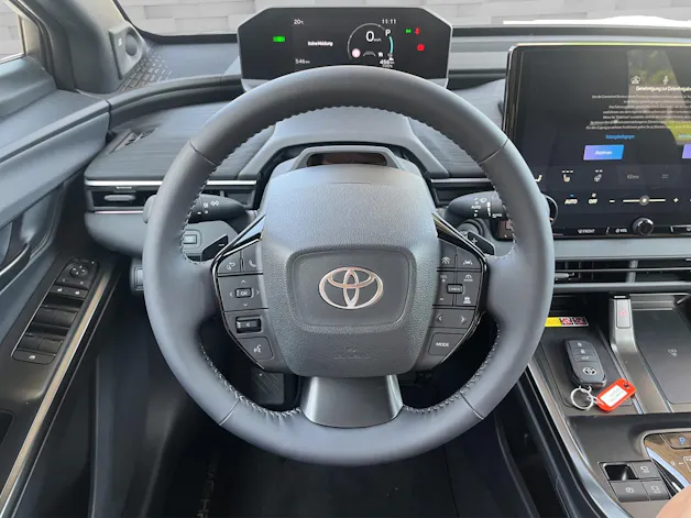 Toyota C-HR+ Premium AWD