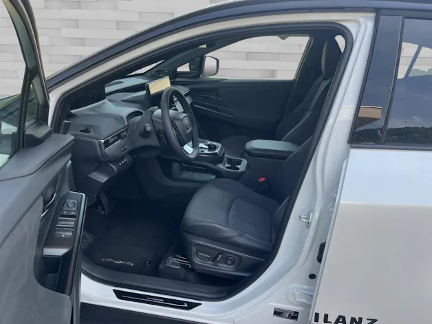 Toyota C-HR+ Premium AWD