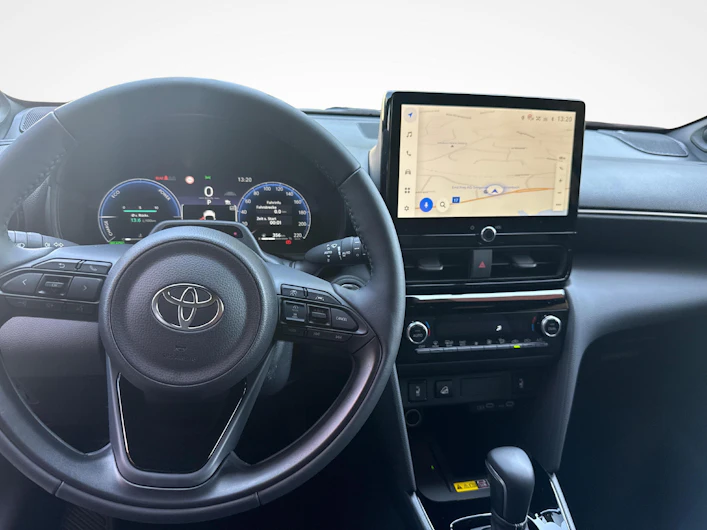 Fahrzeugbild TOYOTA YARIS CROSS