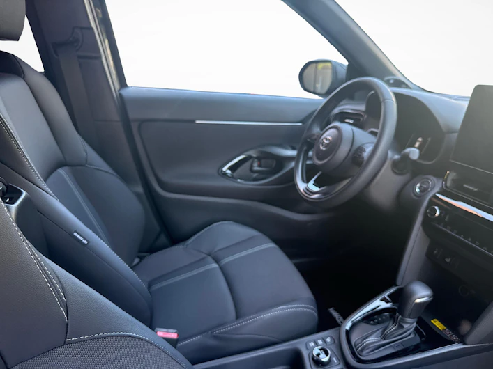 Fahrzeugbild TOYOTA YARIS CROSS