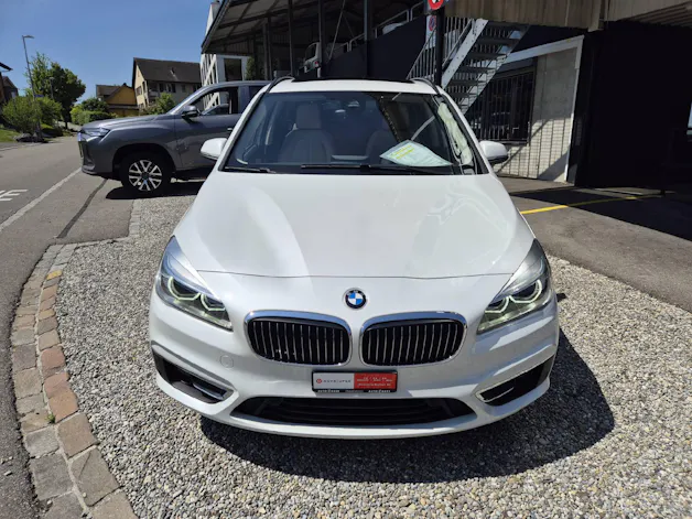 BMW 225xe Active Tourer Luxury Line