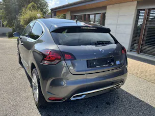 DS Automobiles 4 1.6 BlueHDi Performance Line