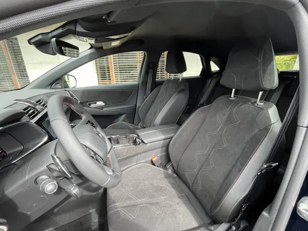 DS Automobiles 7 1.6 E-Tense Ligne Noire 4x4
