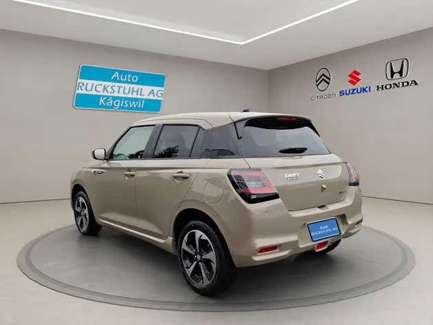 Suzuki Swift 1.2 Sakura Top Hybrid 4x4