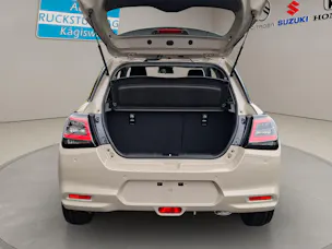 Suzuki Swift 1.2 Sakura Top Hybrid 4x4