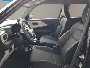Suzuki Swift 1.2 Sakura Top Hybrid 4x4