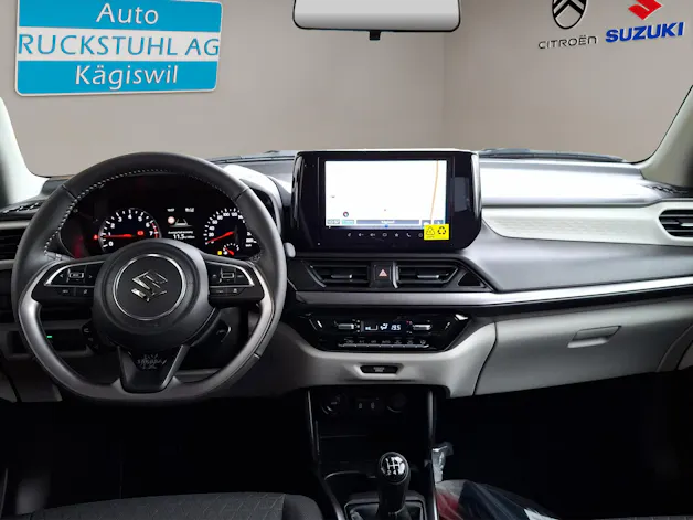 Suzuki Swift 1.2 Sakura Top Hybrid 4x4