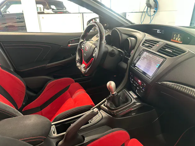 Honda Civic 2.0i-VTEC Type R