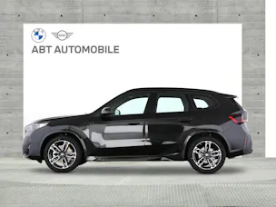 BMW X1 30e xDrive paddles