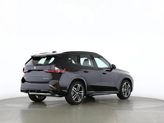 BMW X1 30e xDrive paddles
