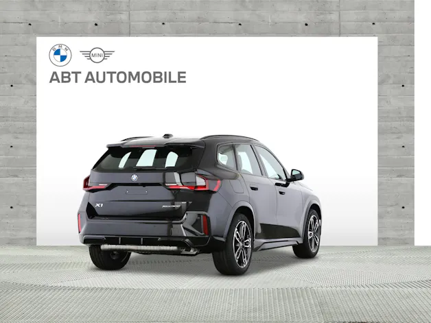BMW X1 30e xDrive paddles