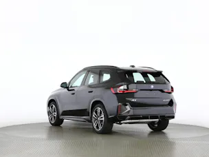BMW X1 30e xDrive paddles