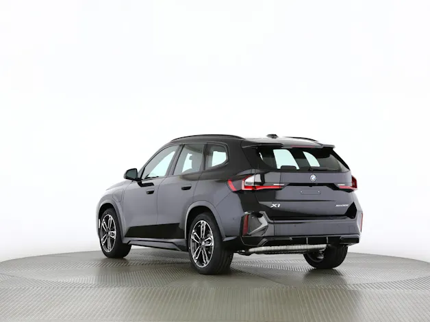 BMW X1 30e xDrive paddles