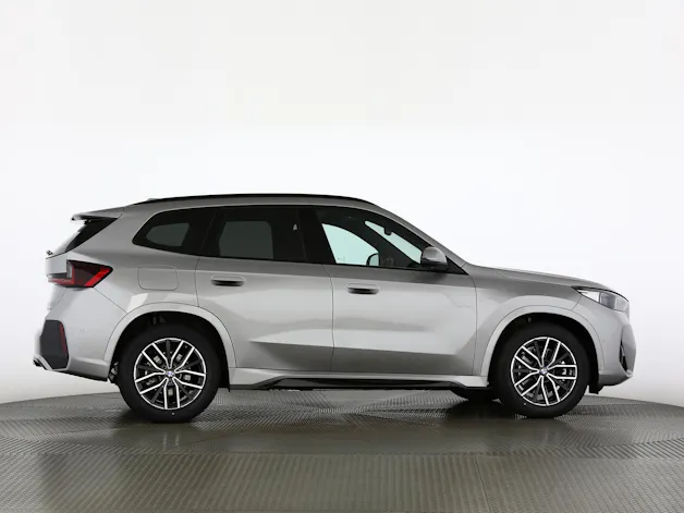 BMW X1 30e xDrive paddles