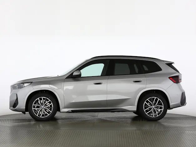 BMW X1 30e xDrive paddles