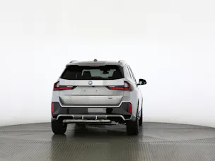 BMW X1 30e xDrive paddles