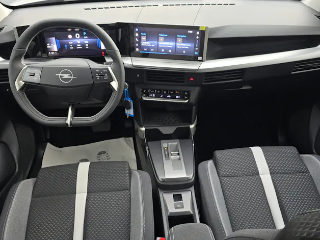 Opel Frontera 1.2 T HEV 145 Edition