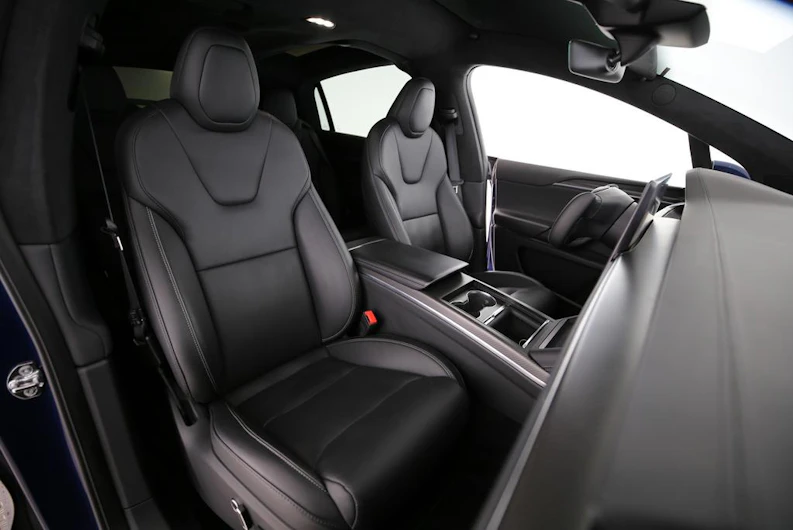 Fahrzeugbild TESLA MODEL X