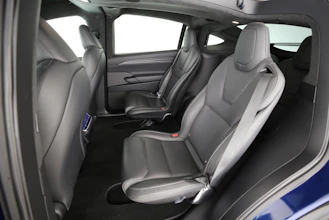 https://vehicle.imgix.net/4303513/39ccf4c7-be2a-4aed-aed4-eea1bd795fb8.jpg