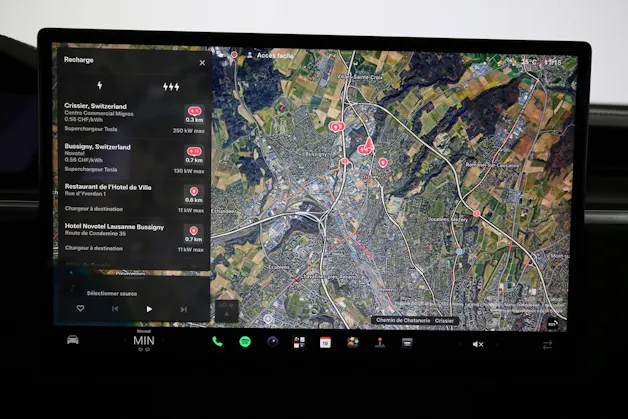 Tesla Model X Plaid
