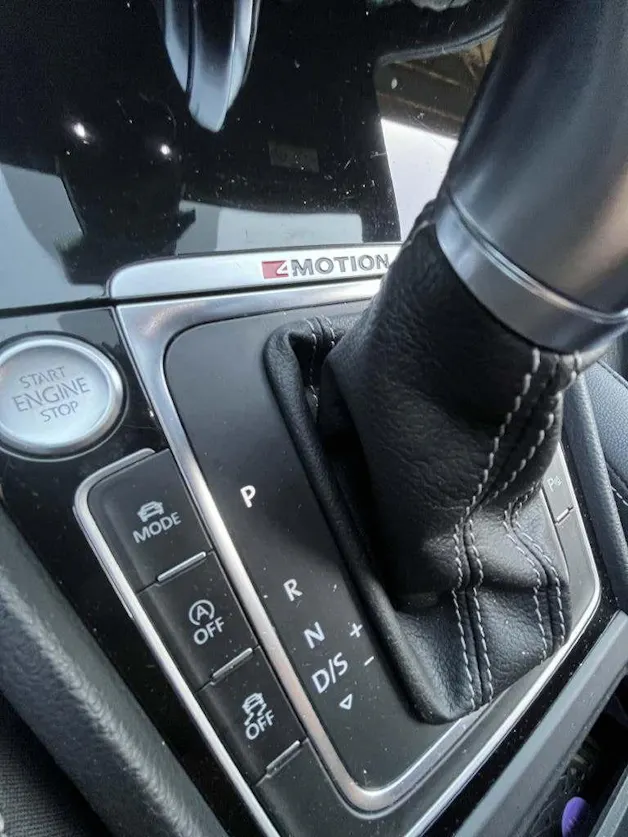 VW Golf VII Variant 2.0 TSI R 310 DSG 4motion