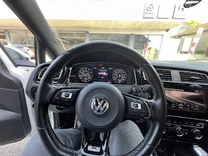 VW Golf VII Variant 2.0 TSI R 310 DSG 4motion