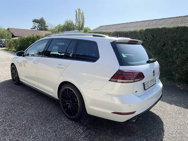 VW Golf VII Variant 2.0 TSI R 310 DSG 4motion