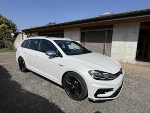 VW Golf VII Variant 2.0 TSI R 310 DSG 4motion
