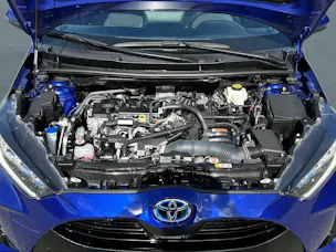 Toyota Yaris 1.5 VVT-i HSD Trend