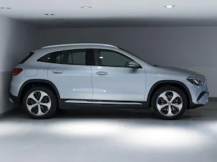 Mercedes-Benz GLA 250 e "EQ Star"