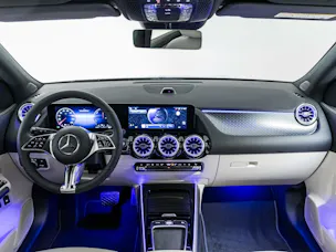Mercedes-Benz GLA 250 e "EQ Star"