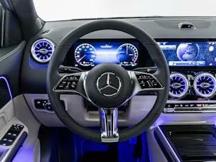 Mercedes-Benz GLA 250 e "EQ Star"