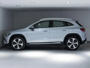Mercedes-Benz GLA 250 e "EQ Star"