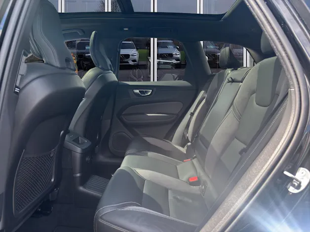 Volvo XC60 2.0 T8 TE Plus Dark eAWD
