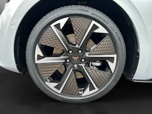 Cupra Born 77 kWh e-Boost