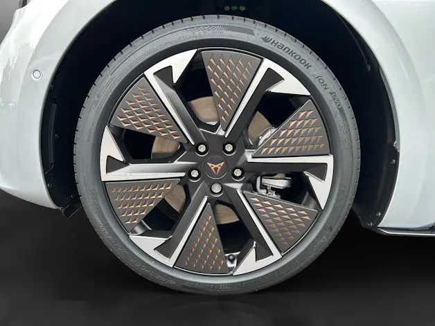 Cupra Born 77 kWh e-Boost