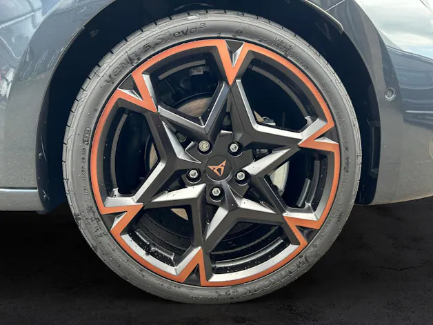 Cupra LEON ST 1.5 eTSI DSG