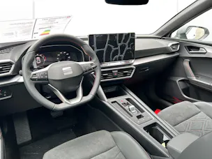 SEAT Leon 1.5 eTSI mHEV DSG Move FR