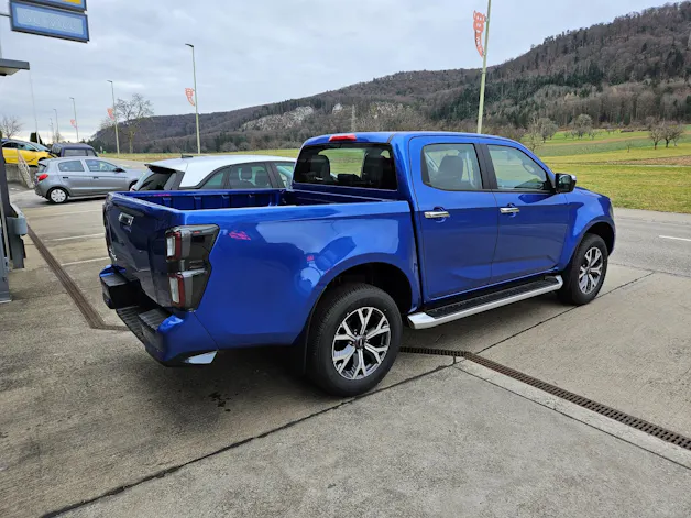 Isuzu D-MAX 1.9 CrewCab N60F 4x4 AT
