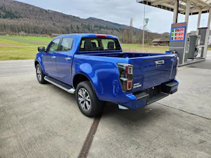 Isuzu D-MAX 1.9 CrewCab N60F 4x4 AT