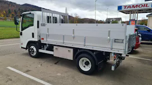 Isuzu M55 40Km/h