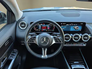 Mercedes-Benz GLA 250 4Matic 8G-DCT Swiss Star