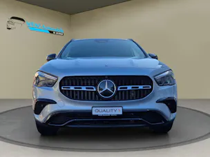 Mercedes-Benz GLA 250 4Matic 8G-DCT Swiss Star